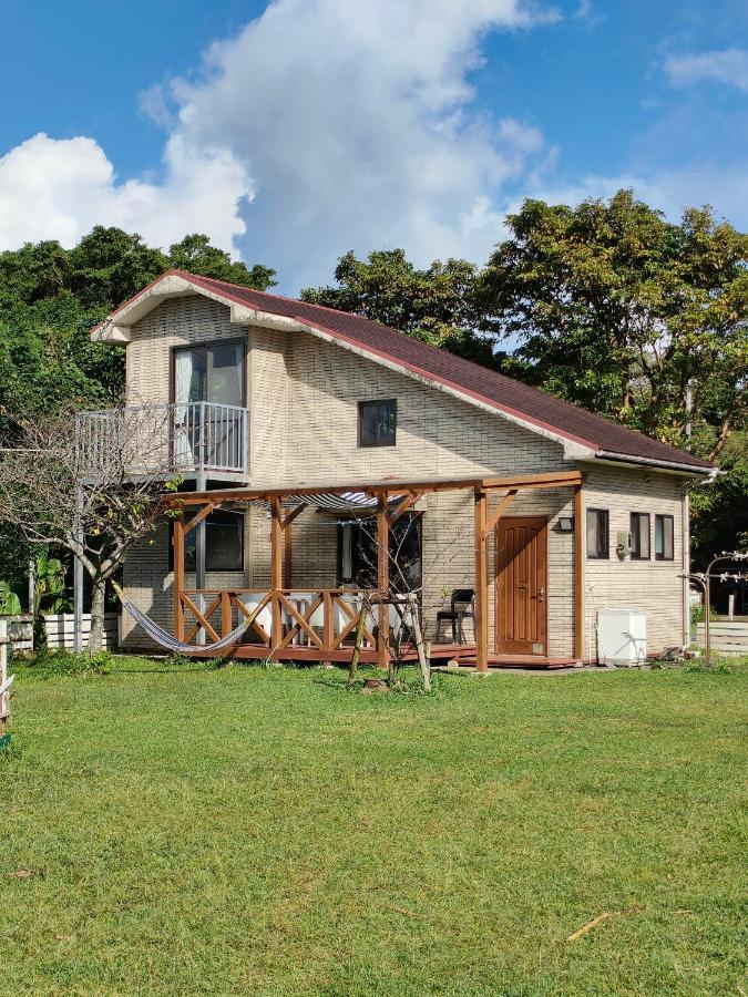 Cottage Canac Мотобу Екстериор снимка