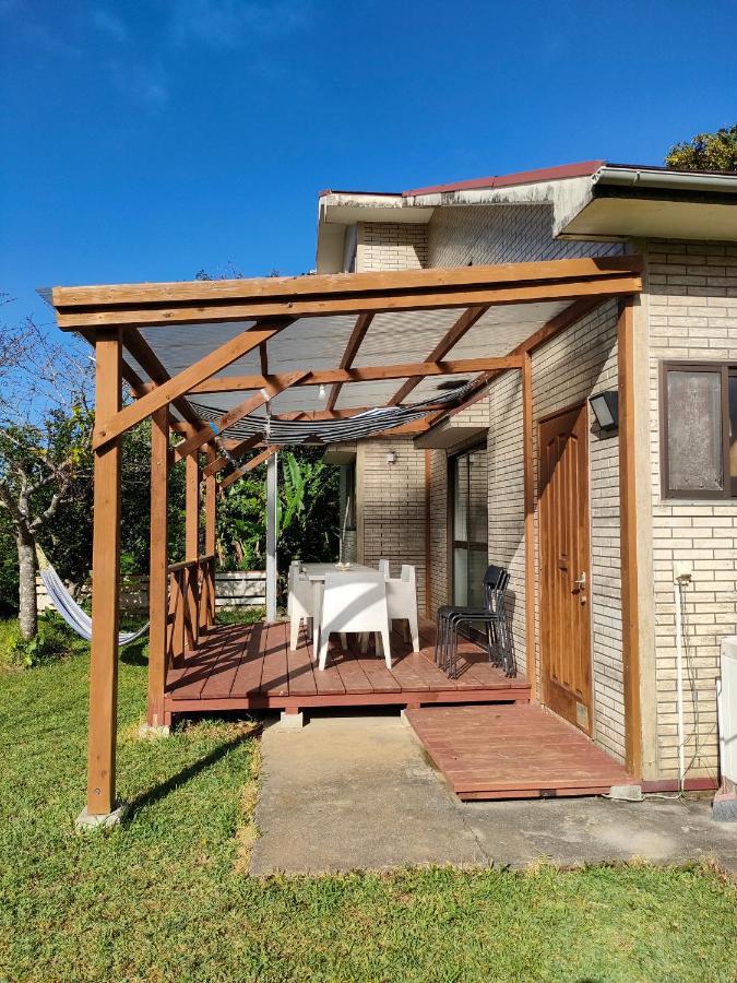Cottage Canac Мотобу Екстериор снимка